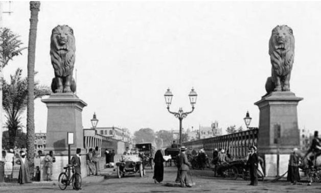 Qasr el-Nile lions 