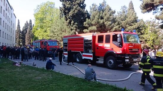 Gəncədə yaşayış binasında yanğın