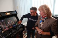 La consejera de Industria, Comercio y Empleo, Leticia García, se reúne con la Asociación de la Industria del Videojuego de Castilla y León, y visita las instalaciones de Gamez Studio.