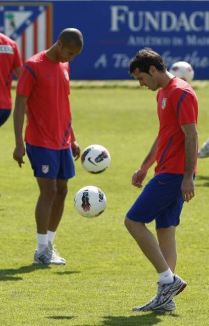 Godín y Miranda, en un entrenamiento