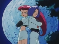 Jessie y James recitando el lema del Equipo/Team Rocket.