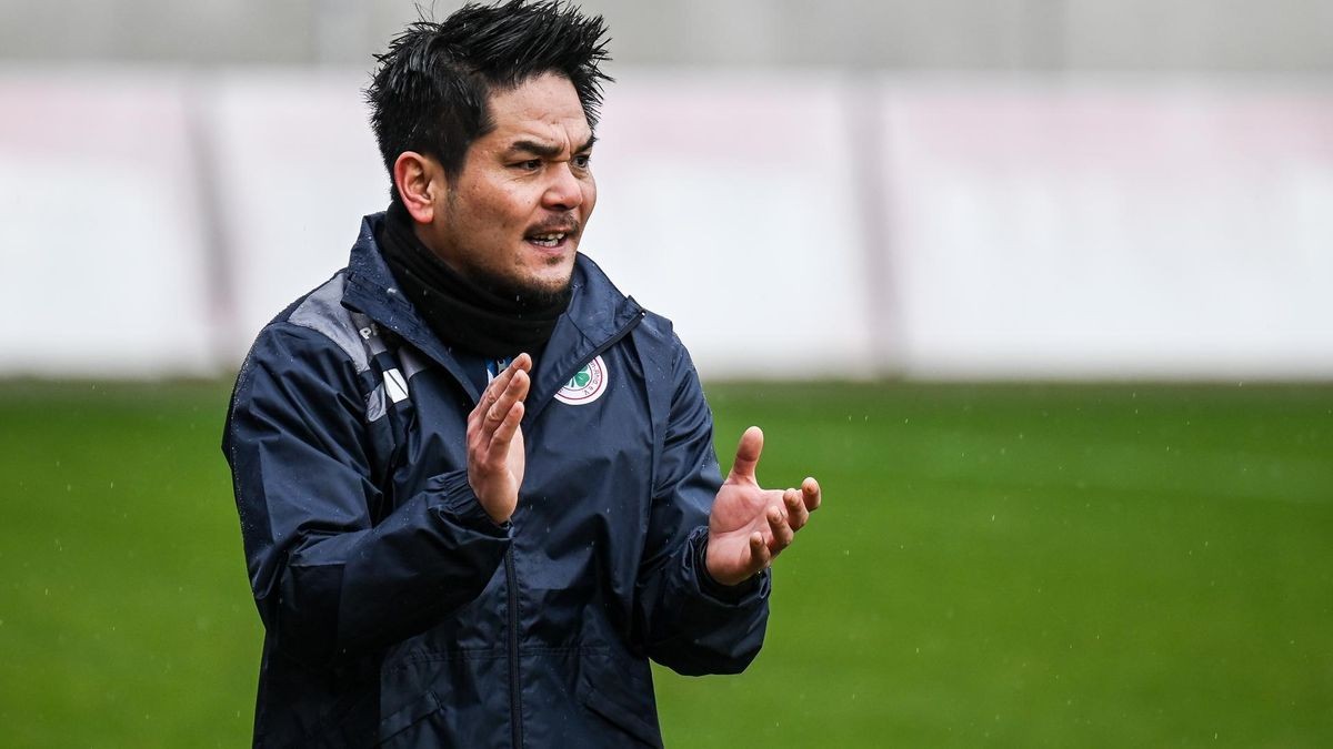 RWO-Trainer Ken Asaeda: „Wir werden eine gute Truppe auf den Platz bekommen.“  