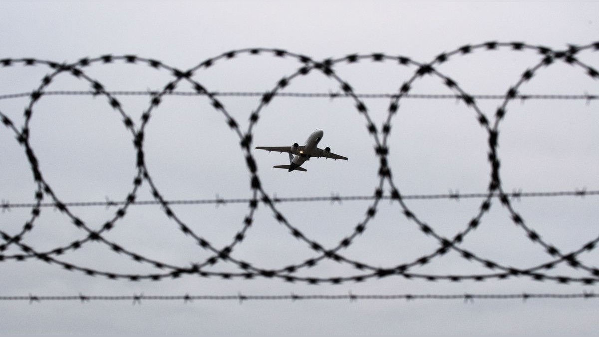 Beim jüngsten Abschiebeflug ab Düsseldorf saßen am Mitwoch 40 Iraker in der Maschine, darunter auch Jesiden (Symbolbild).