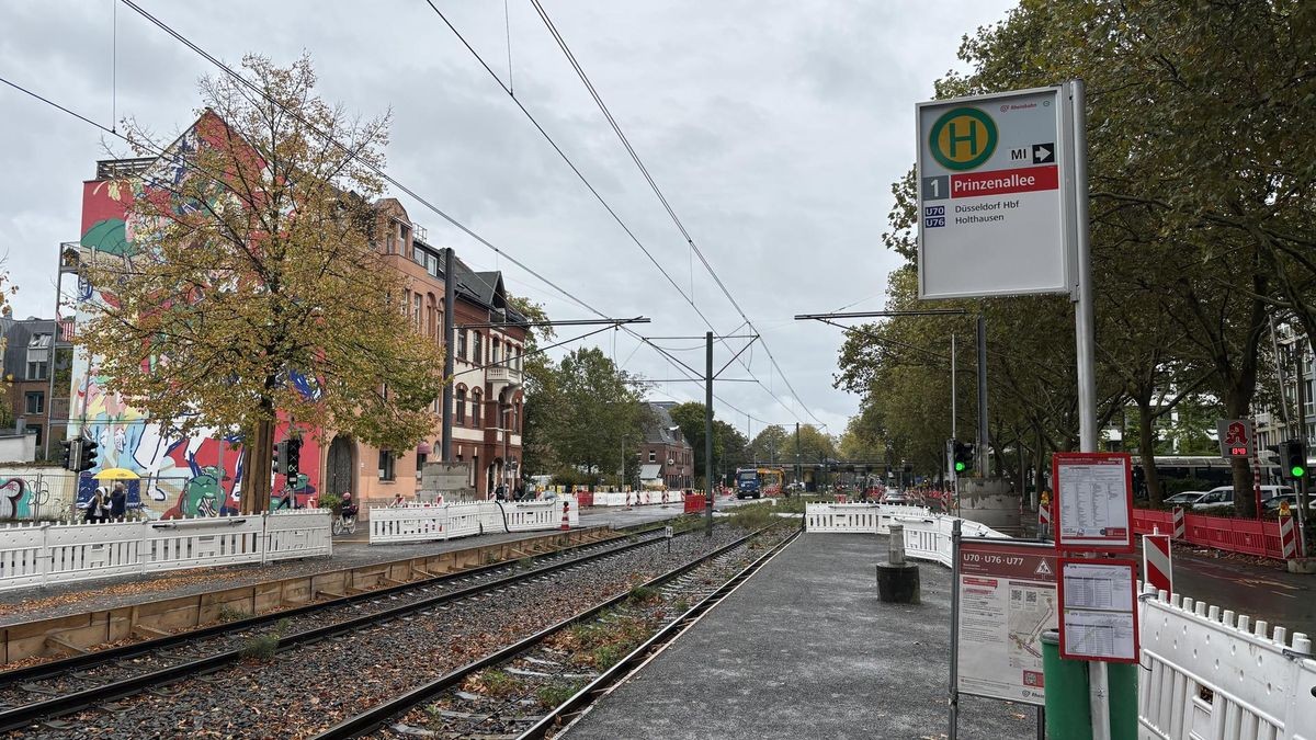 Die Rheinbahn baut die Haltestelle „Prinzenallee“ in Düsseldorf-Oberkassel barrierefrei aus. Bis 2027 dauern die Arbeiten.