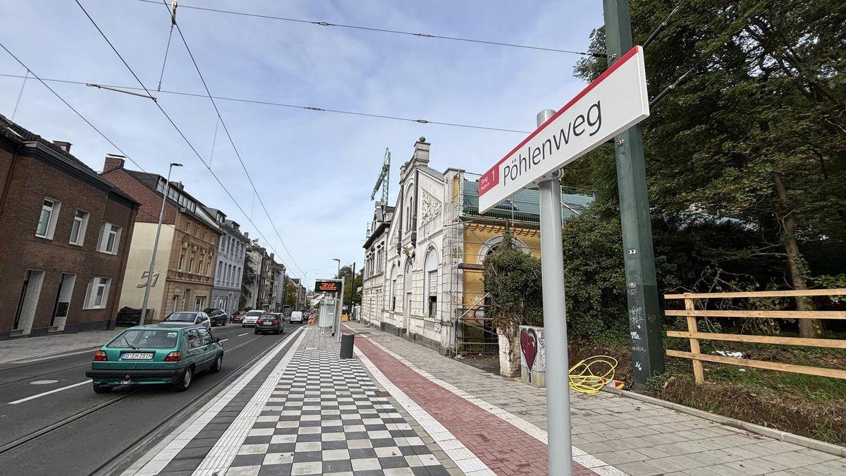 Auf der Ludenberger Straße hat es kurz vor dem Pöhlenweg einen schweren Unfall gegeben. Ein Fußgänger ist von einem Auto erfasst worden. (Symbolbild).