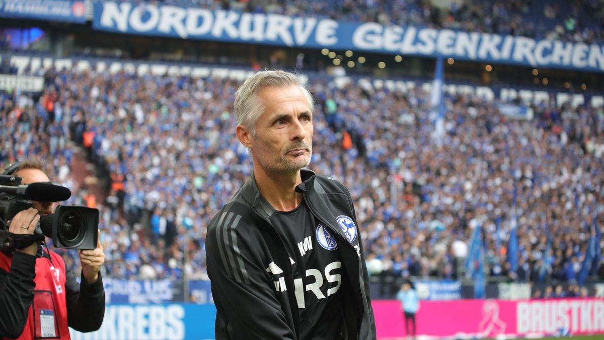 Kein guter Start für Kees van Wonderen bei Schalke 04.