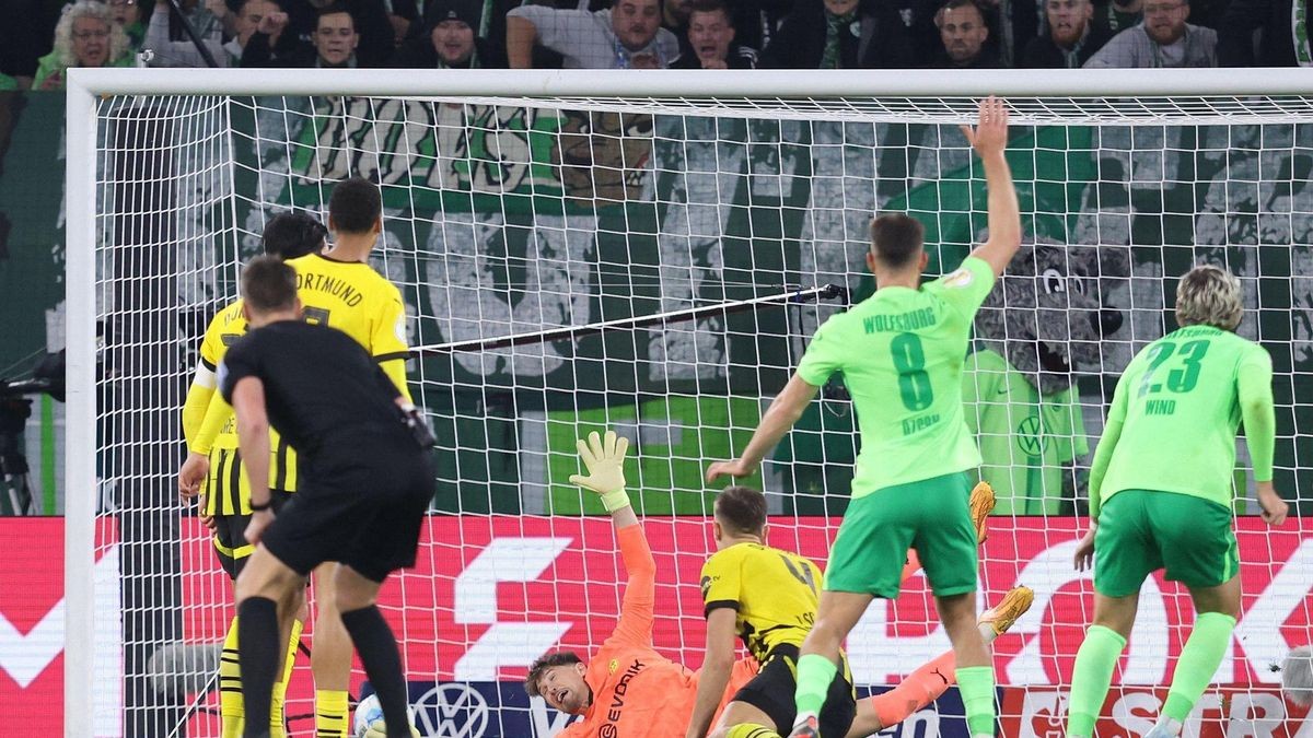 Das 1:0: Wolfsburg wirft den BVB aus dem Pokal.