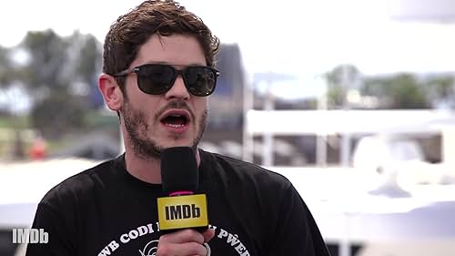 "Game of Thrones" Star Iwan Rheon Separates Himself From the Bastard