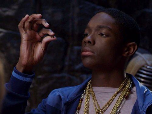 Carlos Knight in Supah Ninjas (2011)