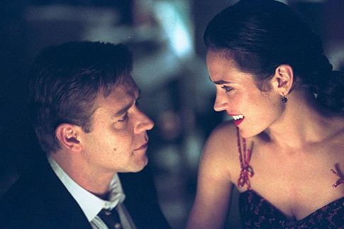 Jennifer Connelly and Russell Crowe in A Beautiful Mind (2001)