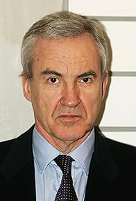 Primary photo for Larry Lamb