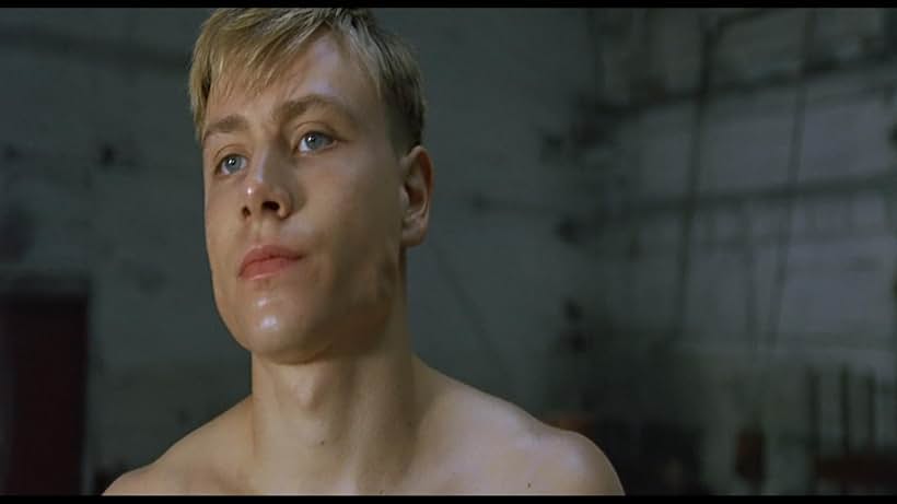 Max Riemelt in Before the Fall (2004)