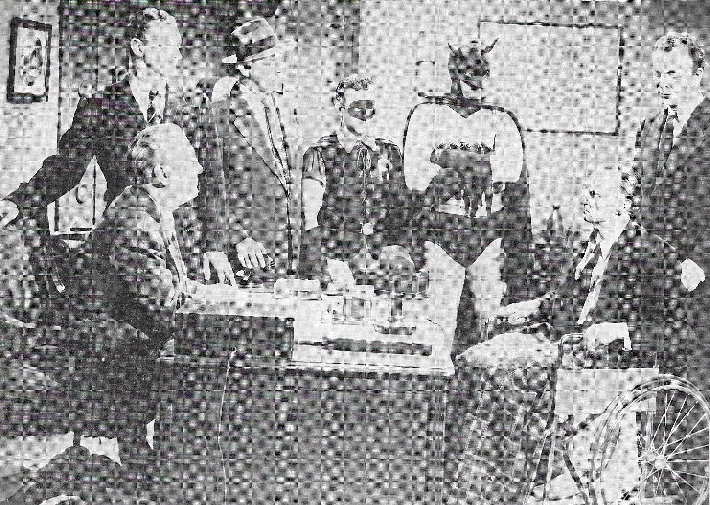 James Craven, Johnny Duncan, William Fawcett, Robert Lowery, Leonard Penn, Lyle Talbot, and Emmett Vogan in Batman and Robin (1949)