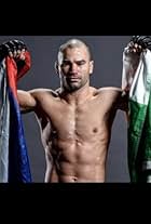 Artem Lobov