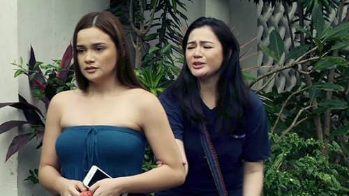 Yasmien Kurdi and Charee Pineda in Hindi ko kayang iwan ka (2018)