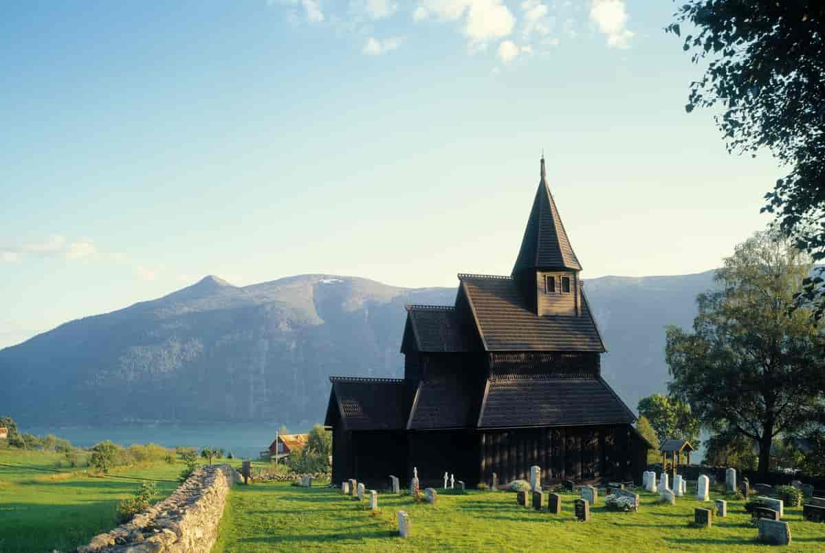 Urnes stavkirke