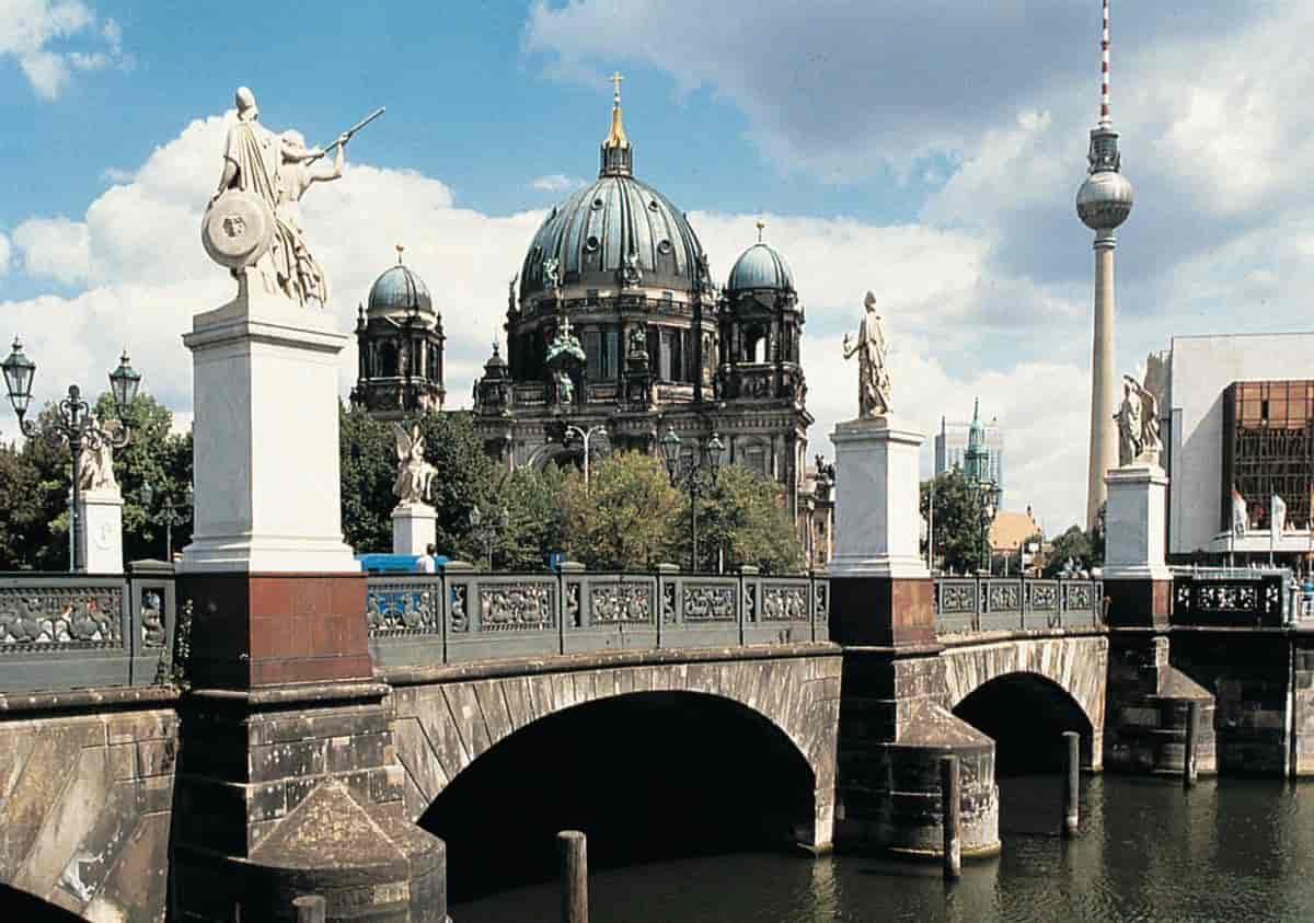 Berlin (Bybeskrivelse) (Berliner Dom)