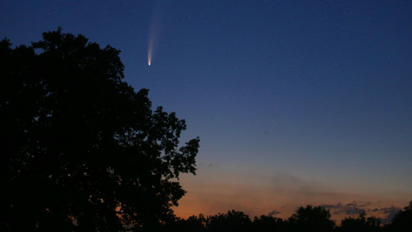 Im Jahr 2020 war der Komet Neowise gut am Nachthimmel sichtbar.