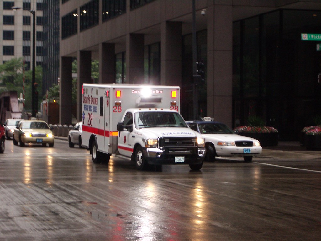 AT&T – ambulance – cc by-nc 2.0 by Andrman