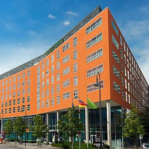 Courtyard By Marriott Berlin City Center Hotel Exterior photo