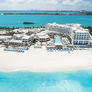 Wyndham Alltra Cancun All Inclusive Resort Exterior photo