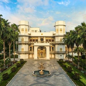 Taj Usha Kiran Palace, Gwalior Hotel Exterior photo