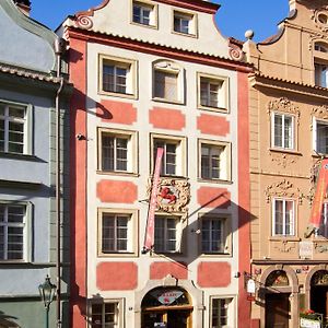 Red Lion Hotel Praga Exterior photo