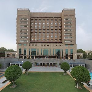 Jaypee Vasant Continental Hotel New Delhi Exterior photo