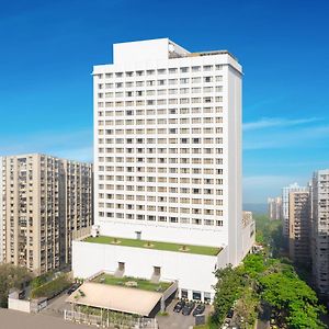 President - Ihcl Seleqtions Hotel Mumbai Exterior photo