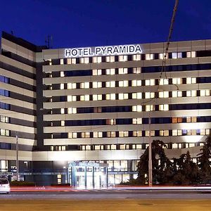 Orea Hotel Pyramida Praha Exterior photo