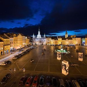 Grandhotel Zvon Чеське Будєйовіце Exterior photo