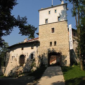 Zamek Korzkiew Villa Exterior photo