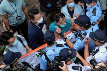 Hong Kong: political clashes in pandemic epoch