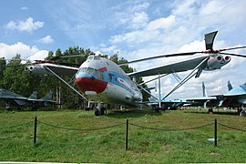 Mil Mi-12, NATO name „Homer“, the largest built helicopter ever (prototype) - also known as V-12, late 1960s, CCCP.