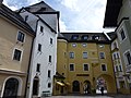 oewiki:Datei:Kitzbuehel-Pfleghof-JocherbergerTor.JPG