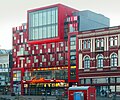 Zwischen Operettenhaus uns St.-Pauli-Theater liegt der Neubau des Schmidt-Theaters.