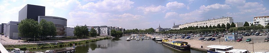 Canal Saint-Félix, vu du pont de Tbilissi Saint-Félix canal, seen from Tbilisi bridge