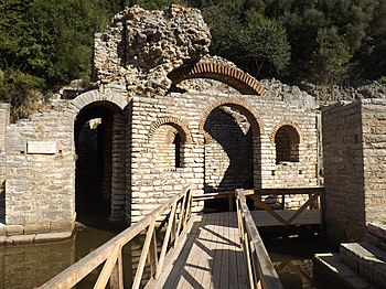 Ancient city of Butrint Photograph: RedinaQose1996 Licensing: CC-BY-SA-4.0