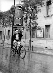 1935 Soba-Noodles-Deliveryman-Tokyo-1935