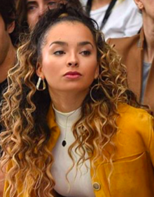 Ella Eyre.png