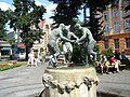 Polski: Fontanna "Trzy fauny" przed Urzędem Miasta English: Fountain "Three Fauns" in front of the City Hall Deutsch: Faunen-Brunnen vor dem Gleiwitzer Verwaltungsgebäude