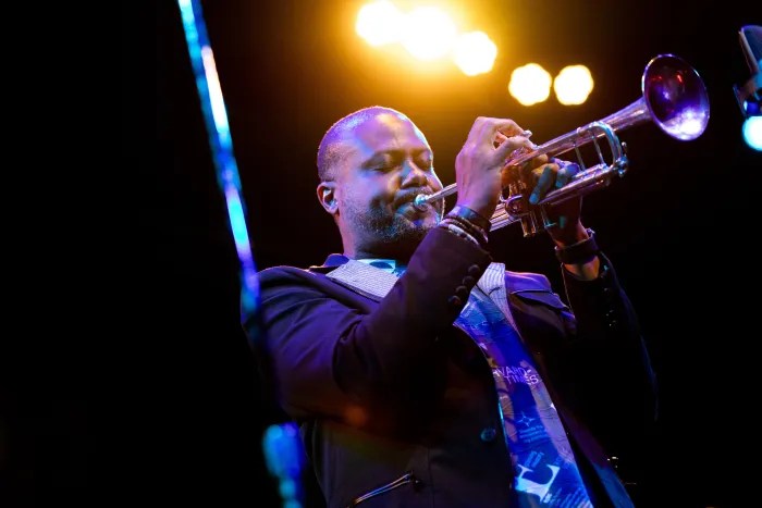 Brandee Younger, an acclaimed harpist who performed at the first-ever BRIC JazzFest, returns as this season’s Artist Curator.