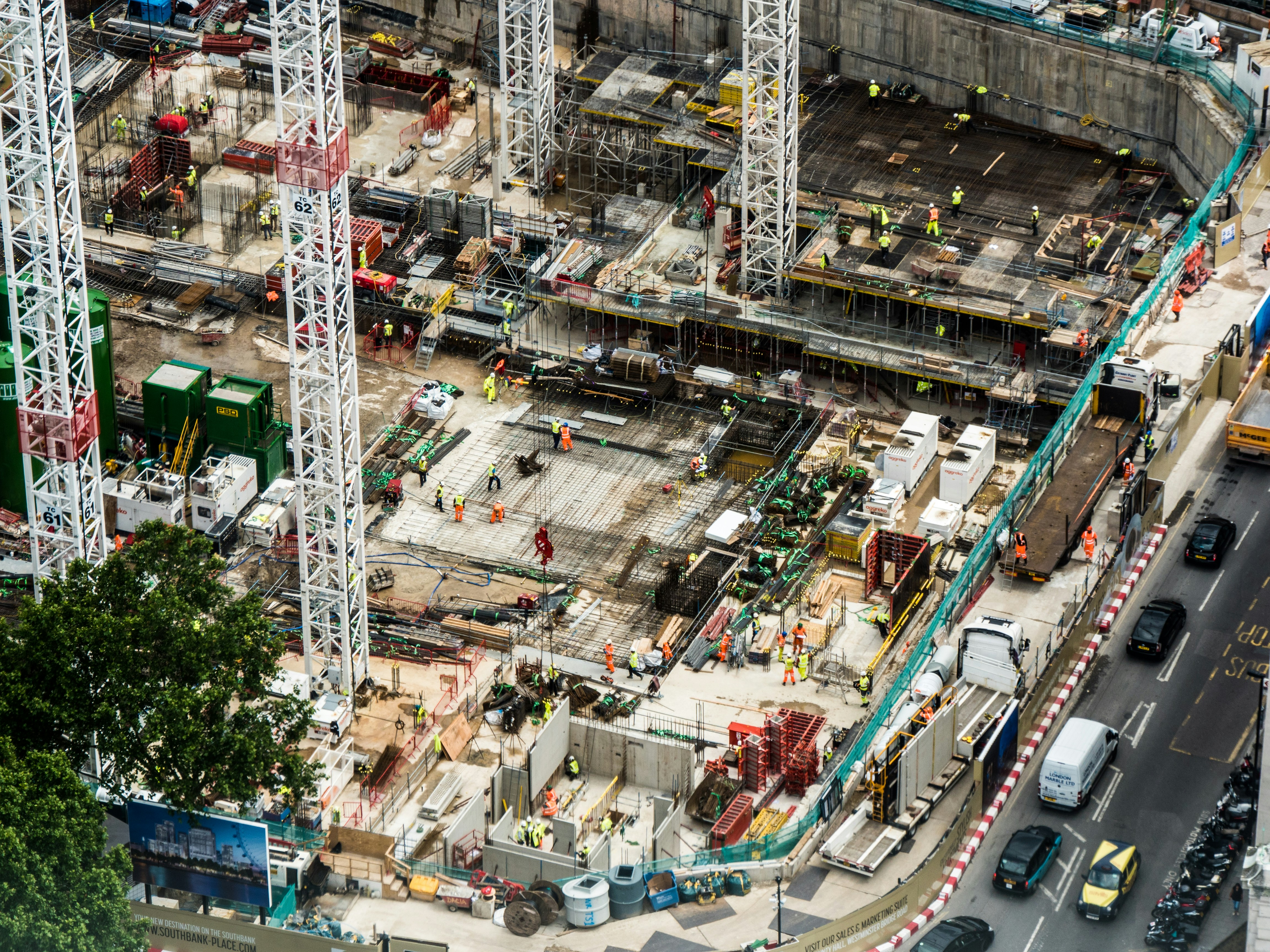 Vista aerea di un cantiere di Londra. 